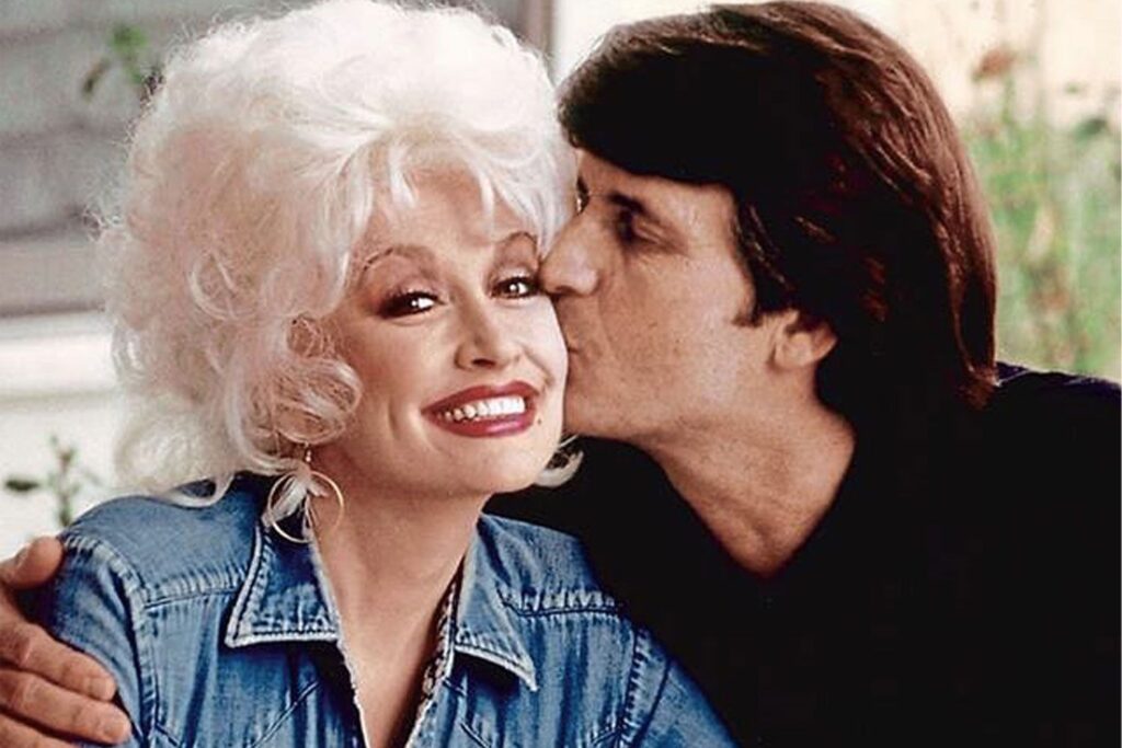 All About Dolly Parton’s Unique Short Wedding Dress