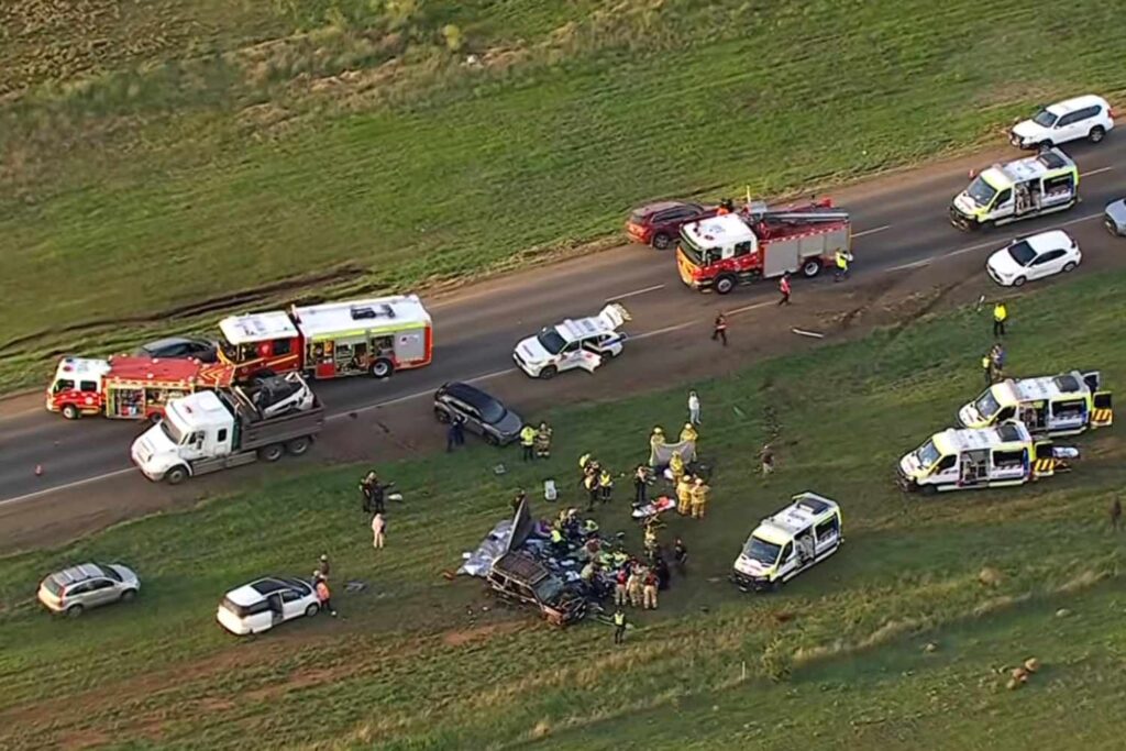 1 Child Dead, 6 Others Injured After Rollover Crash at Intersection