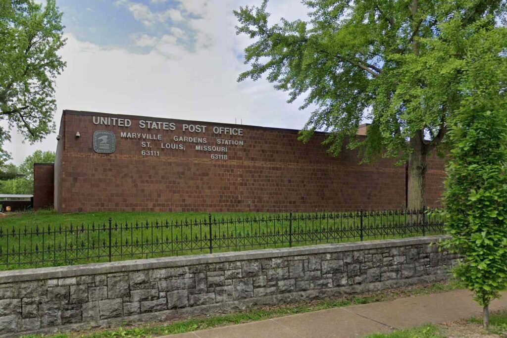 Postal Worker Allegedly Dumped at Least 30,000 Pieces of Mail in Vacant Parking Lots Instead of Delivering Them