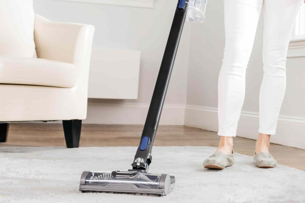 Amazon’s Best-Selling Cordless Vacuum Cleans Up the ‘Daily Evidence’ of Pets and Kids — It’s Quietly on Sale Today