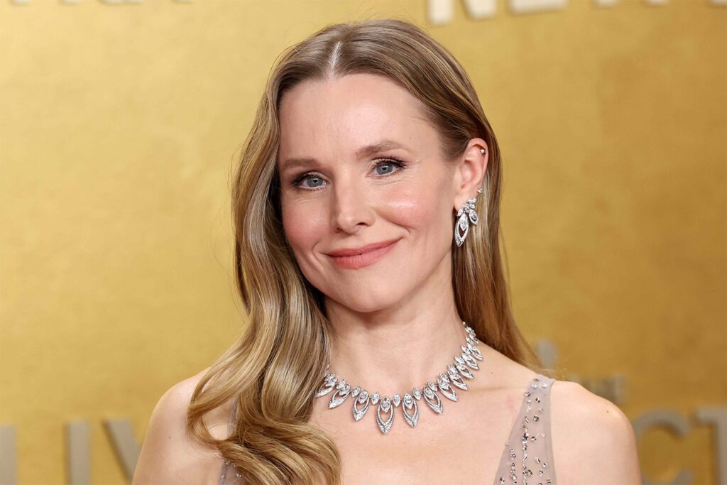 Kristen Bell Just Wore the Stylist-Approved Fall Print That Gives Simple Outfits a Playful Twist — from $25