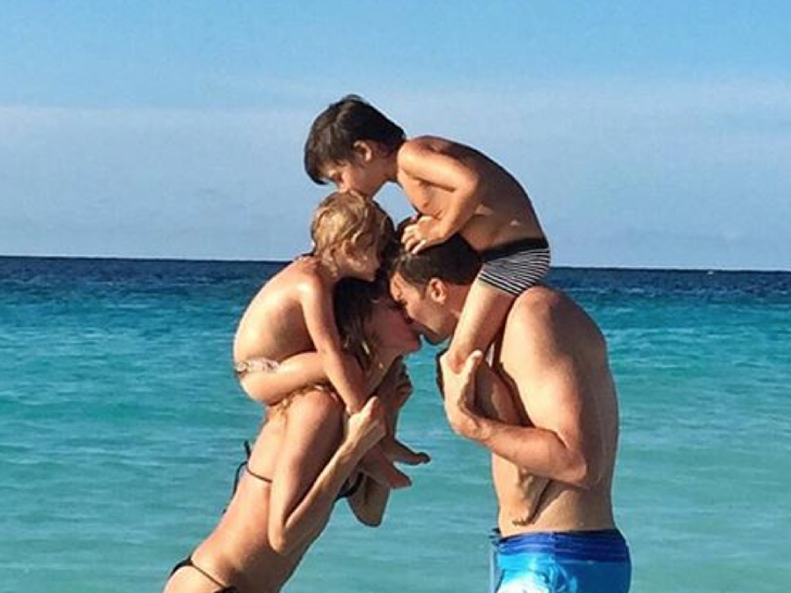 Tom Brady and Gisele Bundchen's Family Photos