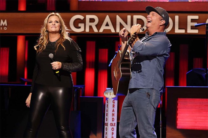 Garth Brooks & Trisha Yearwood on stage