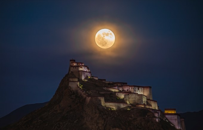 Hunter’s Moon in China