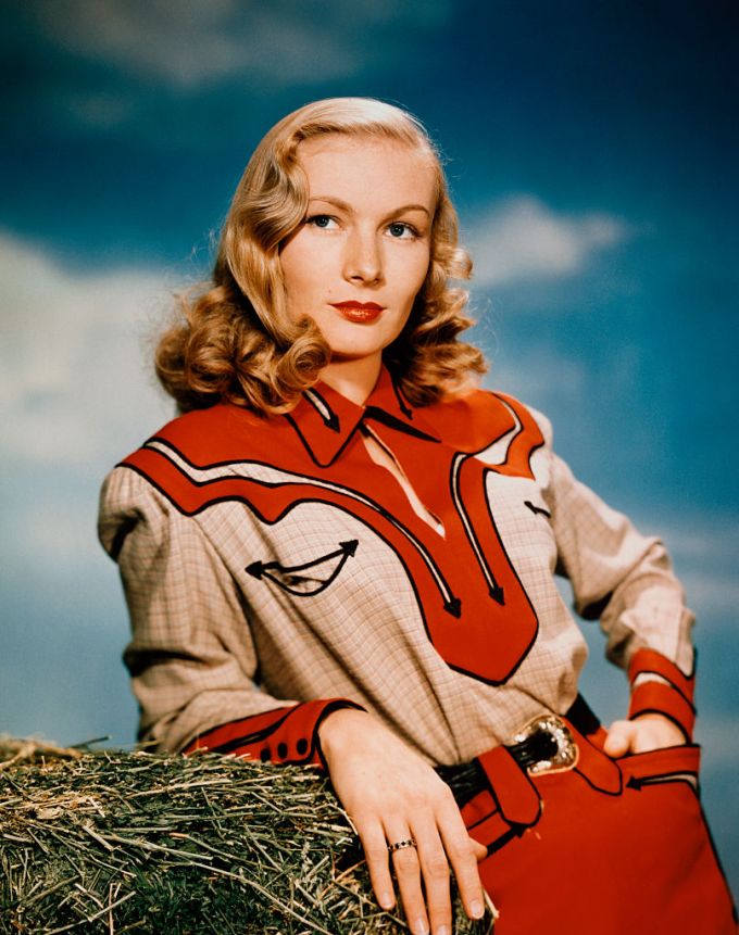 Famous Birthday – Celebrity Veronica Lake born November 14, 1922