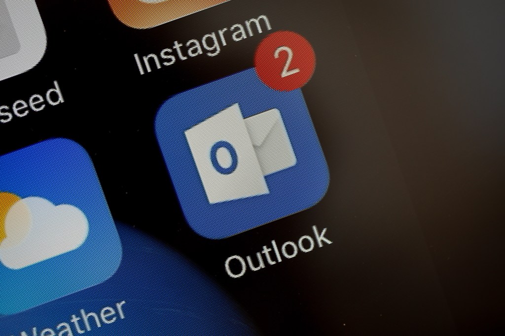 Microsoft Outlook's Status: Is the Email Application Working Now?