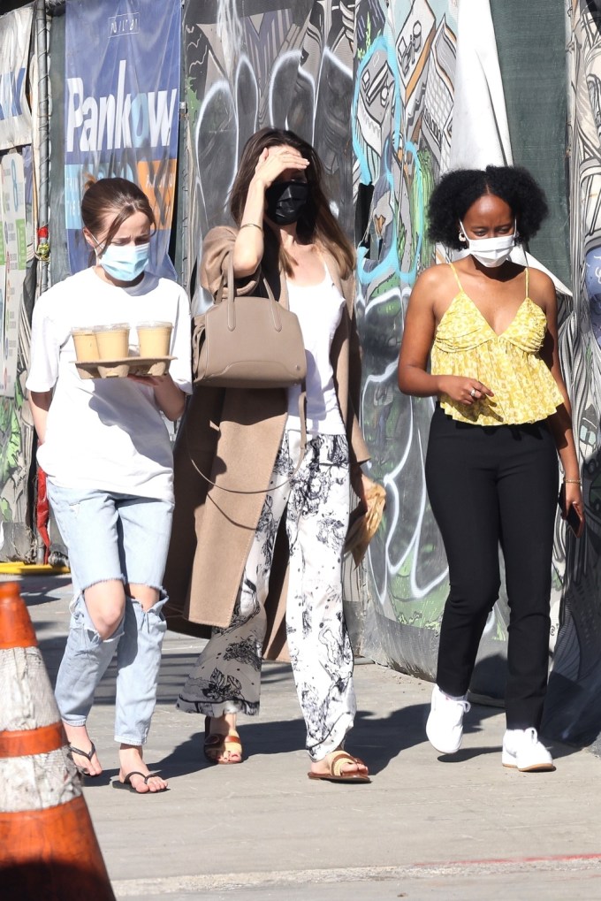 Angelina Jolie Steps Out for Coffee With Daughters Vivienne & Zahara