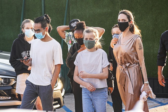 Angelina Jolie Takes the Kids to Nobu