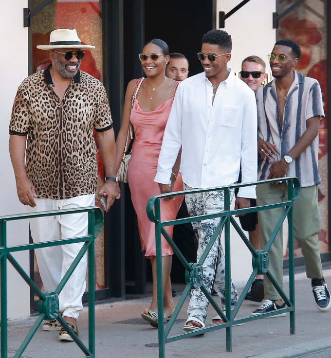 Steve Harvey & Kids on Vacation