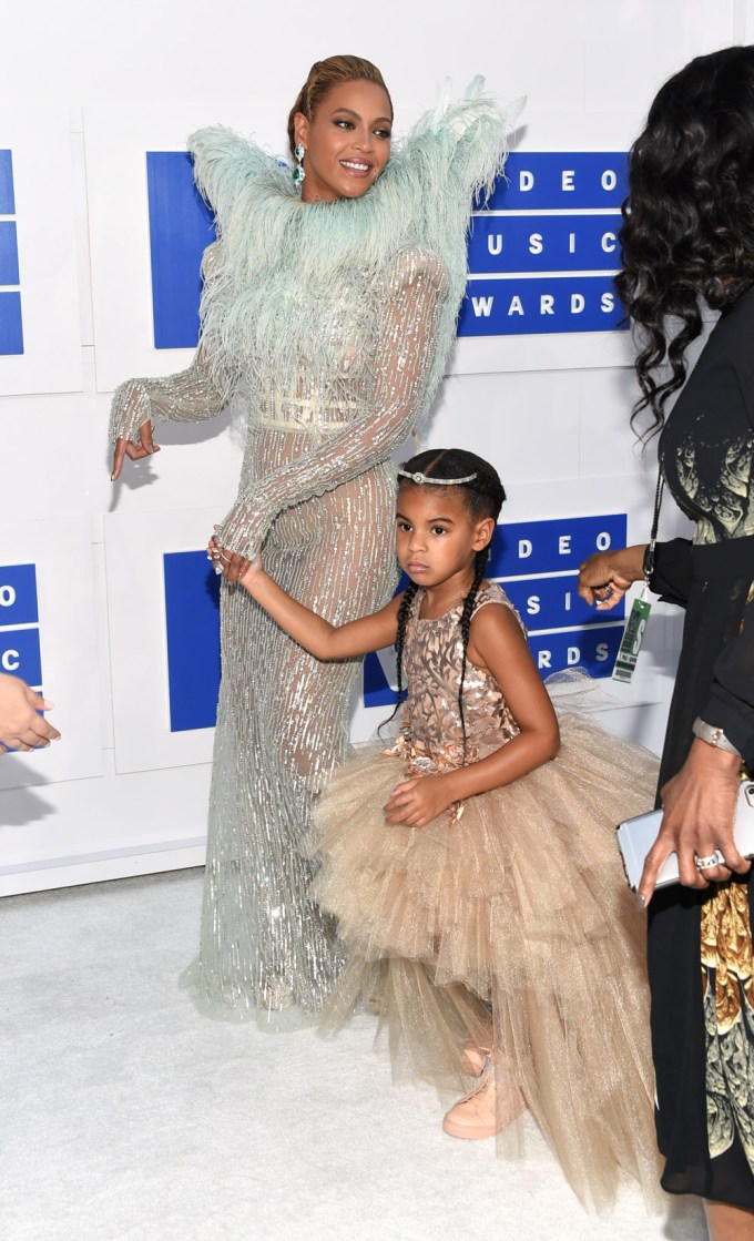 Beyoncé & Blue Ivy Attend the MTV VMAs