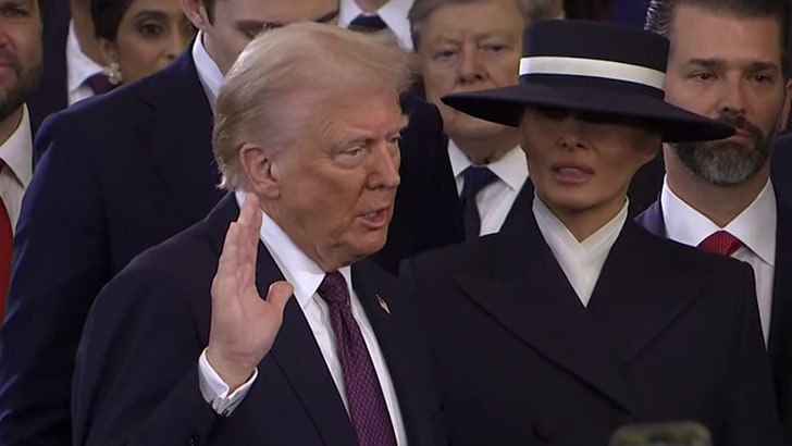 012025_donald_trump_inauguration_sworn_in_kal