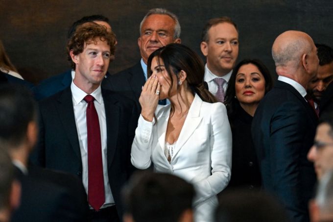 Lauren Sanchez & Mark Zuckerberg Talking