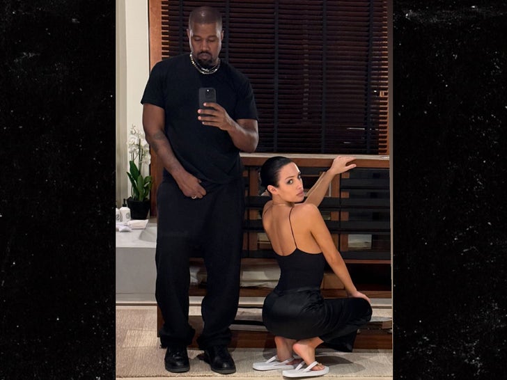 0102-kanye-west-bianca-censori-sexy-selfies-mirror-photos-2025-primary-2