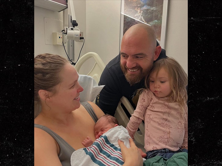 Ronda Rousey, Travis Browne, Welcome New Baby Girl