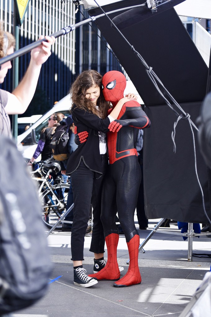 Tom Holland & Zendaya Hug On Set