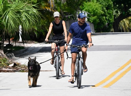 Gisele Bundchen & Boyfriend Joaquim Valente: Pics of the Couple