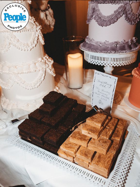 Bride Makes 7 Wedding Cakes 2 Days Before Her Wedding