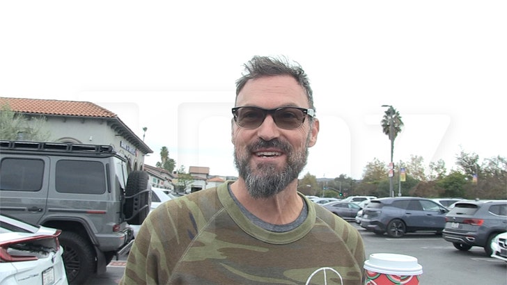 121224_brian_austin_green-kal