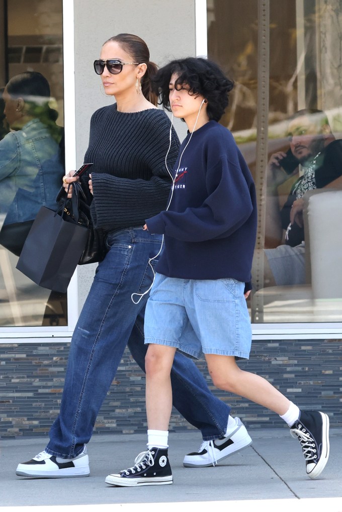 Jennifer Lopez & her child Emme