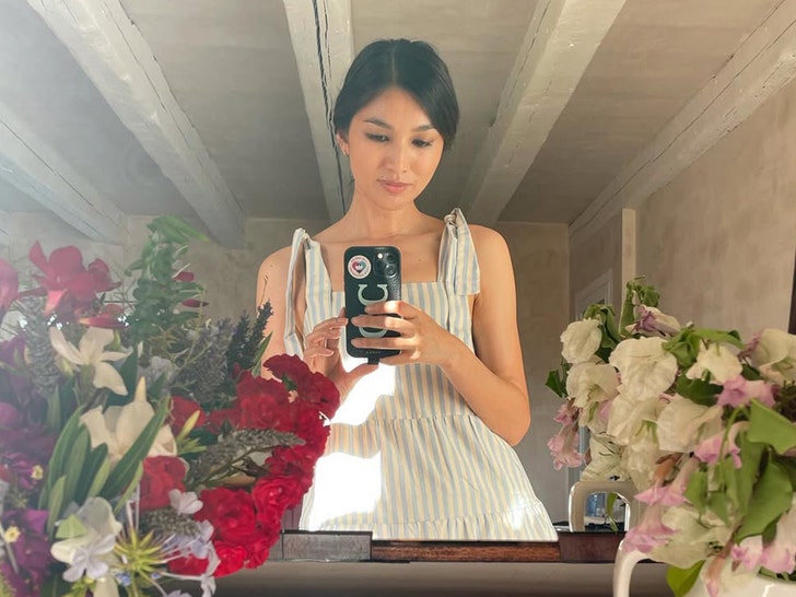 gemma chan insta sub 3