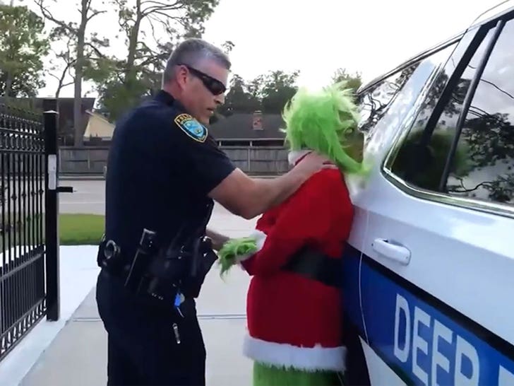 Texas policeman arrests Grinch costume in PSA video