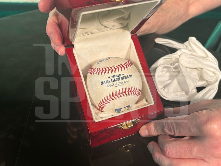 shohei-ohtani-ball-tmz-sports-1