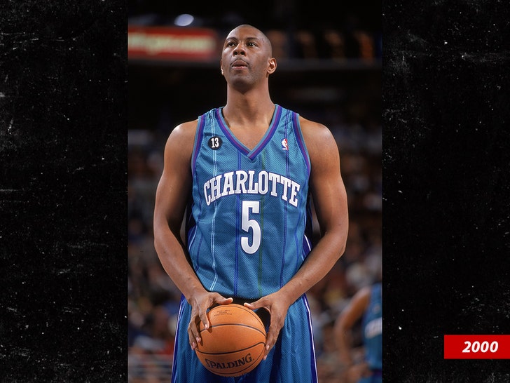 elden campbell sub getty swipe 2