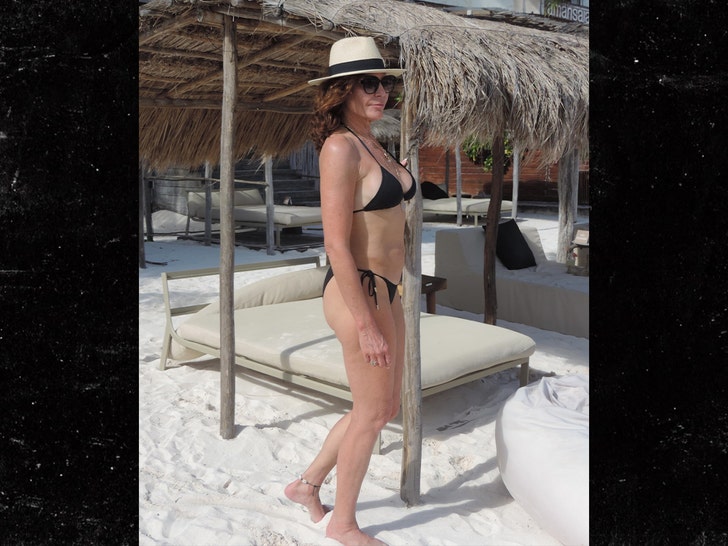 luann de lesseps backgrid