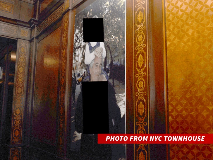 jeffrey-epstein-Photo-From-NYC-Townhouse-doj-1