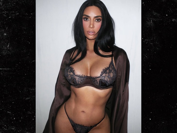 kim kardashian skims instagram 2