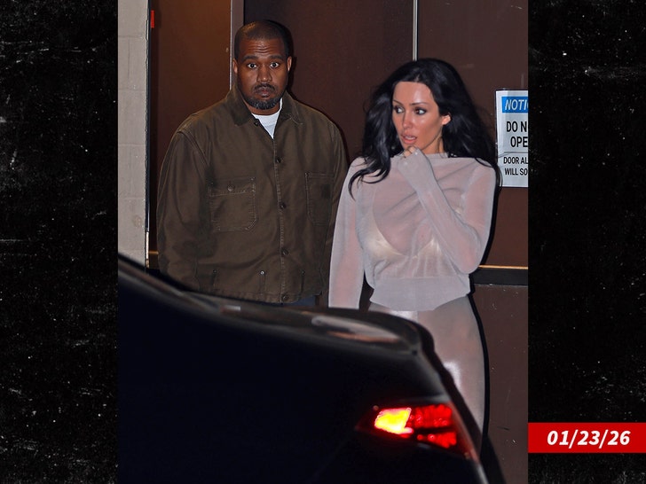 bianca censori kanye west sub backgrid swipe 2