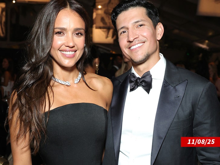 danny ramirez jessica alba getty