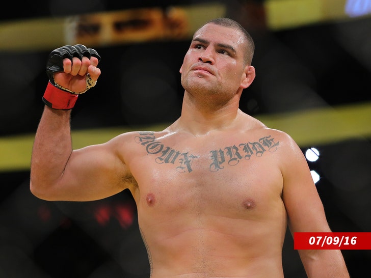 Cain-Velasquez-sub-getty-1