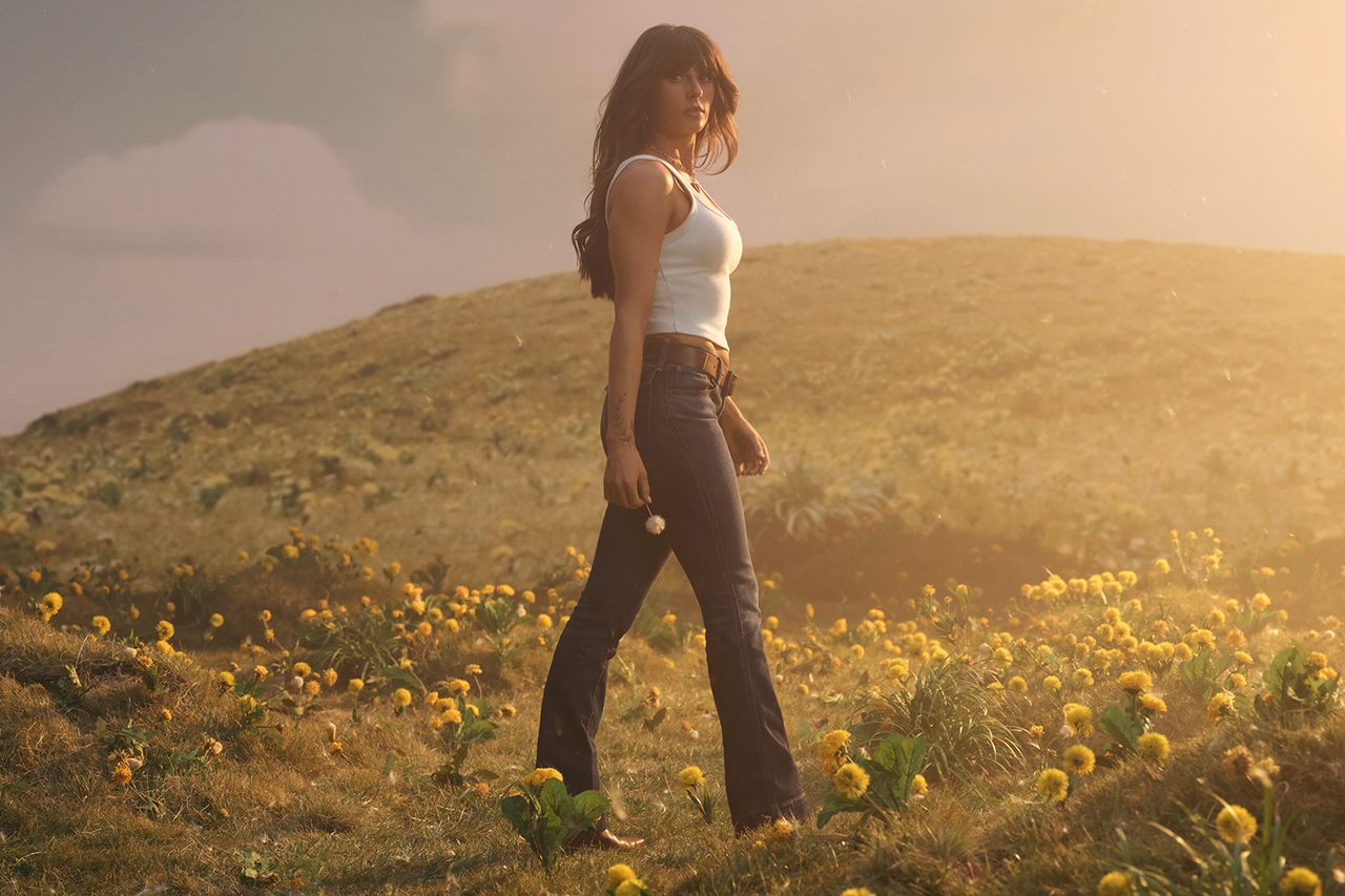 Ella Langley for American Eagle American Eagle