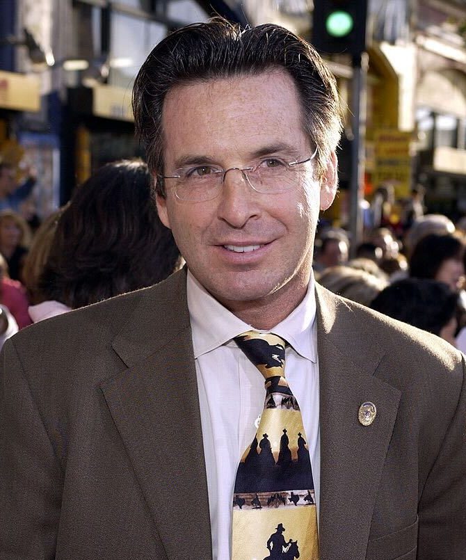 Who Was Robert Carradine? 5 Things About the 'Lizzie McGuire' Dad Actor After His Death