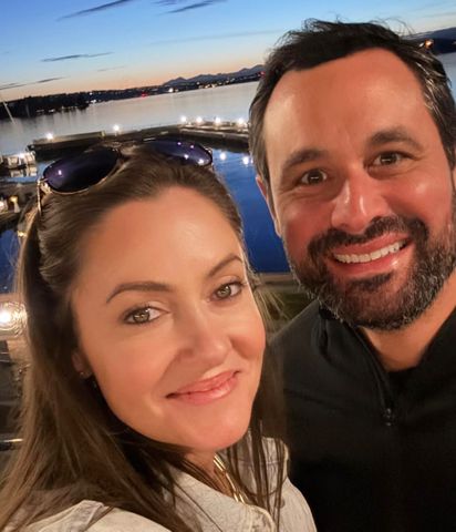 Jason and Molly Mesnick in a recent Instagram Molly Mesnick/Instagram
