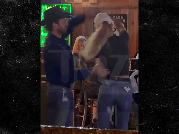 013126_bella_hadid_dancing_primary