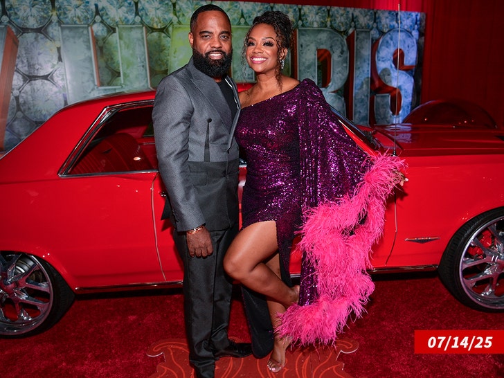 kandi burress todd tucker sub getty swipe 2