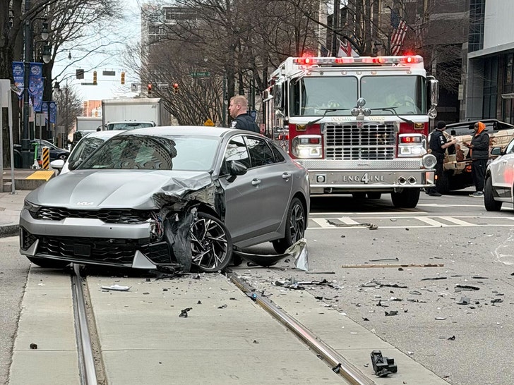 Lamelo-Ball-car-crash-TikTok-@tristan.rosado-2