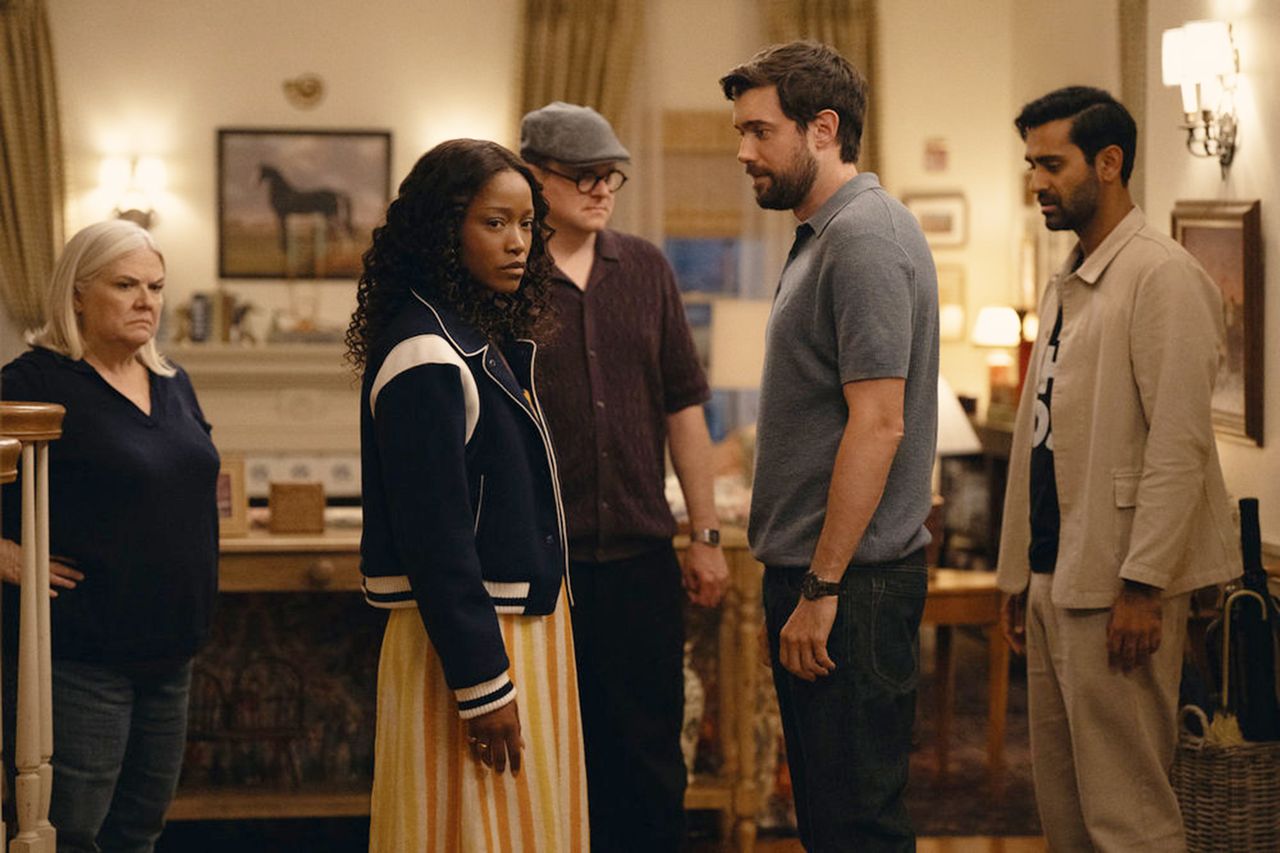 Paula Pell, Keke Palmer, Mark Proksch, Jack Whitehall and Kapil Talwalkar in 'The Burbs' Elizabeth Morris/PEACOCK