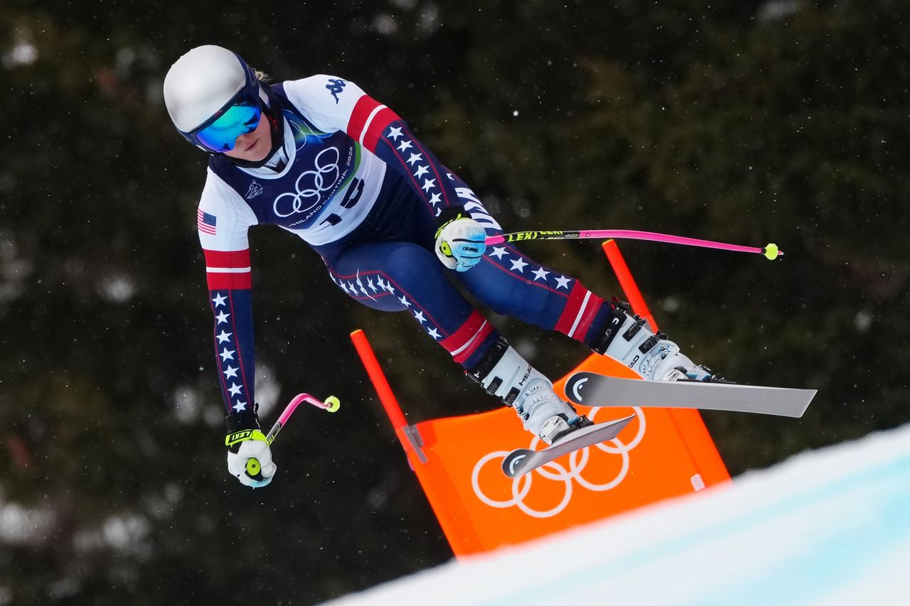 Lindsay Vonn skiing on feb. 7. Michael Kappeler/picture alliance via Getty