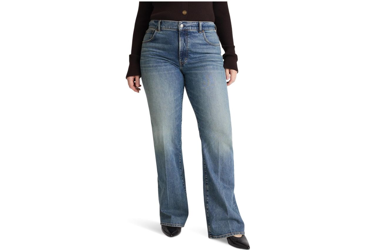 Madewell Women's Vintage Flare Jean in Bouvier Wash Credit: Amazon