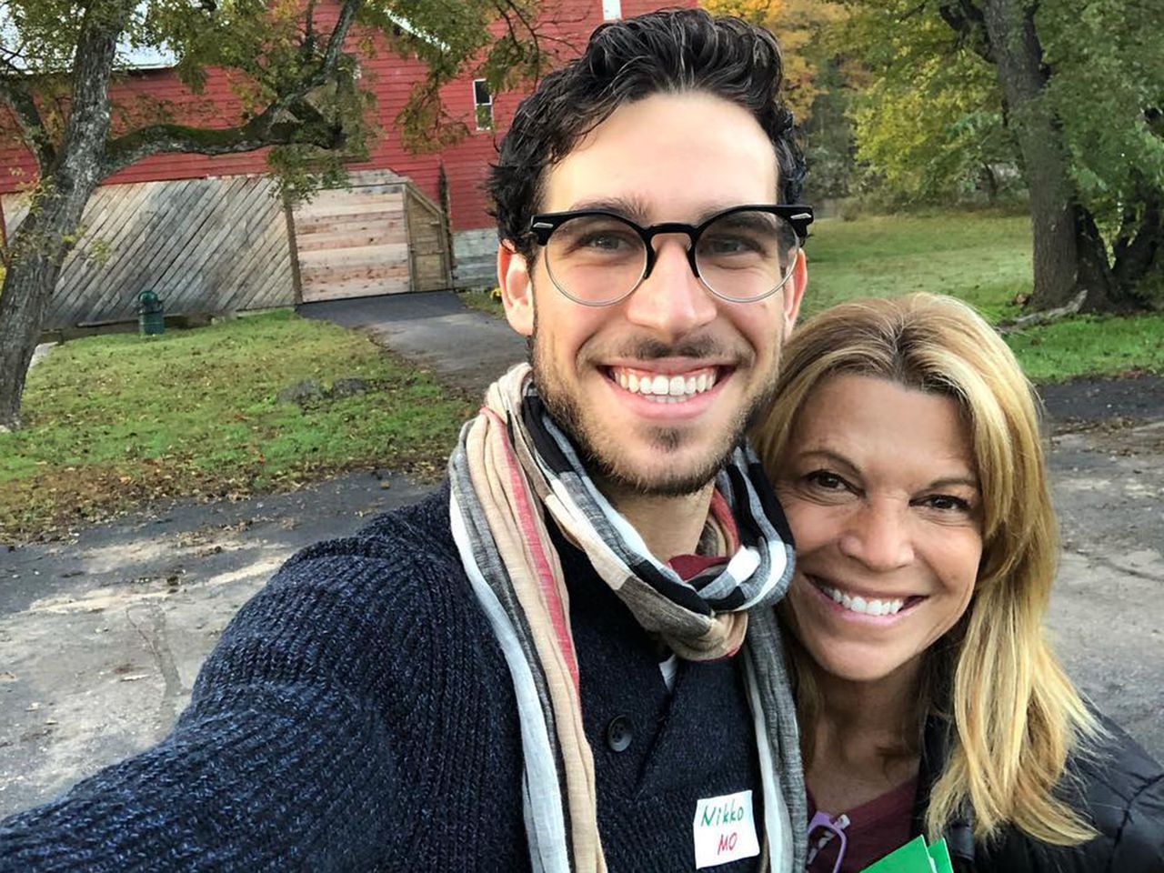 Vanna White with her son Nikko Vanna White and Nikko Santo Pietro in 2018 Vanna White Instagram