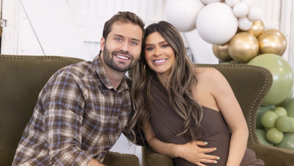 Why Did Taylor Frankie Paul & Boyfriend Dakota Mortensen Break Up?