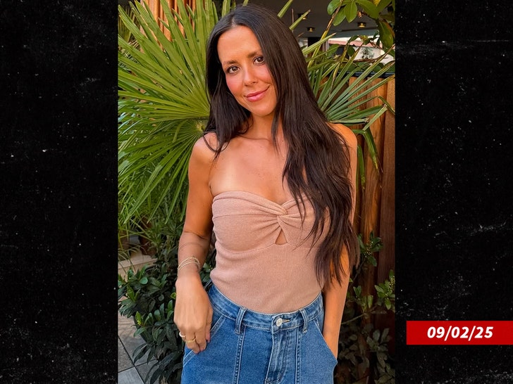 Ashley-Marie-sub-ig-2