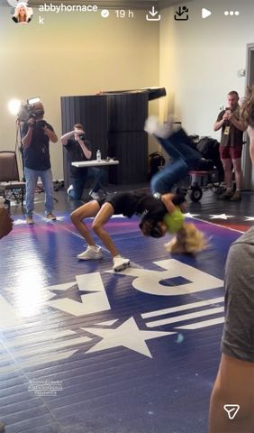 Fox News Reporter Abby Hornacek Gets Body Slammed by Wrestler on Live TV Abby Hornacek gets body slammed by wrestler Kennedy BladesCredit: Abby Hornacek/Instagram