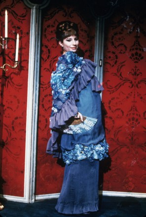 Editorial use onlyMandatory Credit: Photo by Snap/Shutterstock (390879gc)'FUNNY GIRL - BROADWAY STAGE' - Barbra Streisand 1964VARIOUS