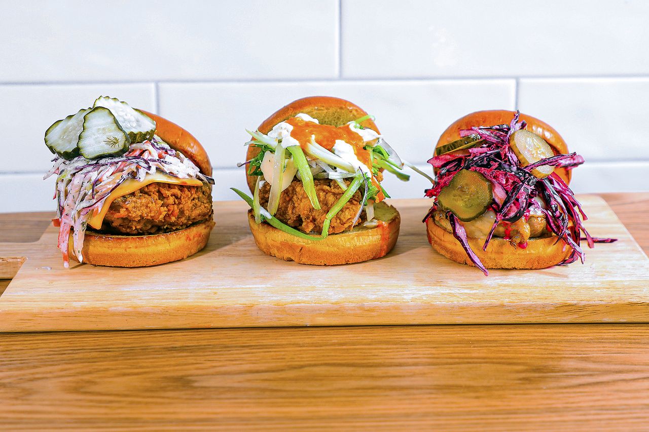 Fried chicken sandwiches at bumblebirdsCredit: Vina Sananikone