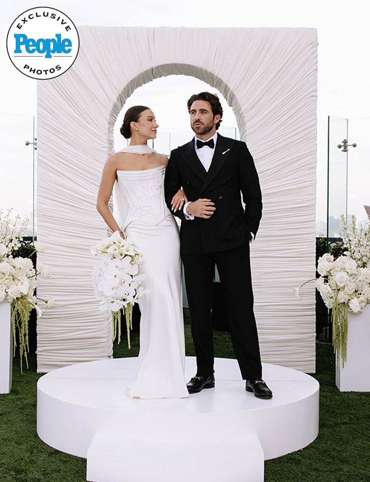 Carly Frei and Conner FloydCredit: izzie karren