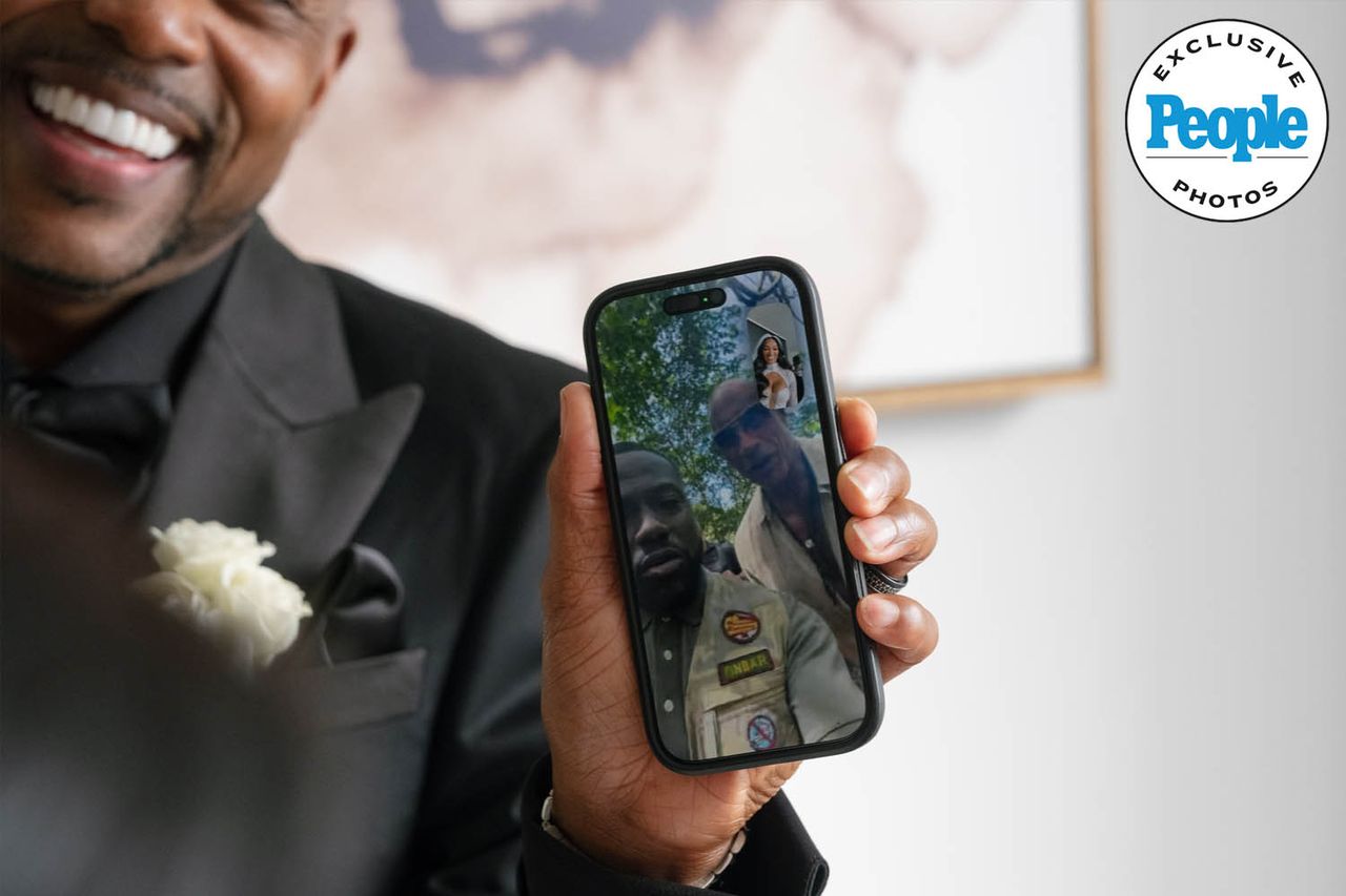 Stand-Up Comedian Gary Owen Marries Brianna Johnson in an 'Ultra-Elegant' Wedding Gary Owen FaceTiming Kevin Hart and Dwayne JohnsonCredit: Lucas Rossi